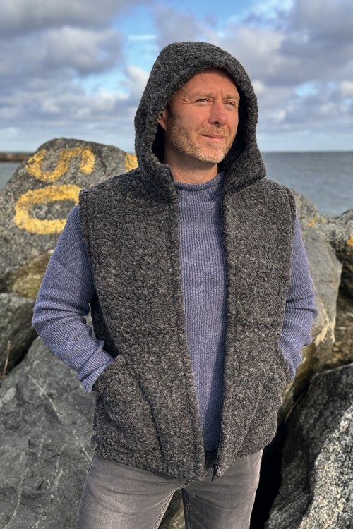 Uldvest, bamsevest i 100% uld fra WOOLWEAR of Scandinavia
